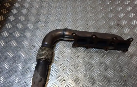 Volkswagen Touareg II Exhaust manifold 059253033AQ 059253033
