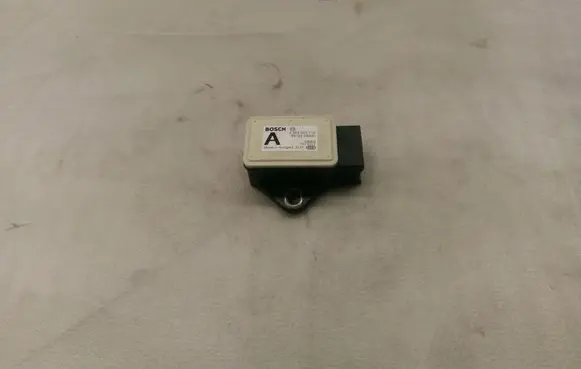 Toyota Avensis T270 ESP acceleration yaw rate sensor 265005719 8918305030