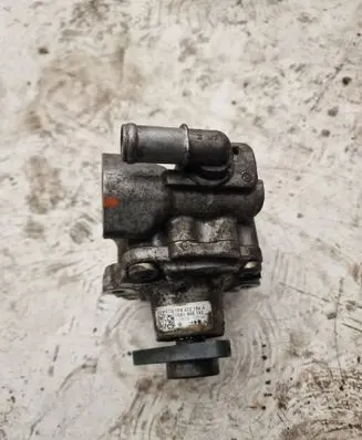 Volkswagen Touareg II Power steering pump 7P6422154A 7651955183