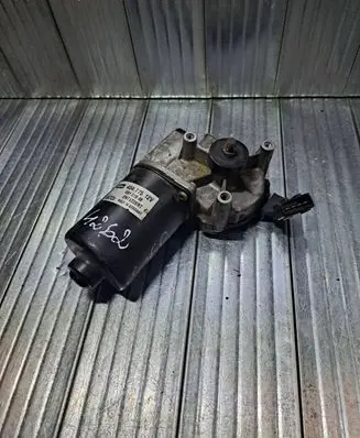 Volvo S80 Front wiper linkage and motor 09151848 404775 4472C