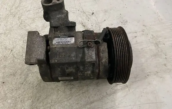 Toyota RAV 4 (XA20) Air conditioning (A/C) compressor (pump) 4472203934