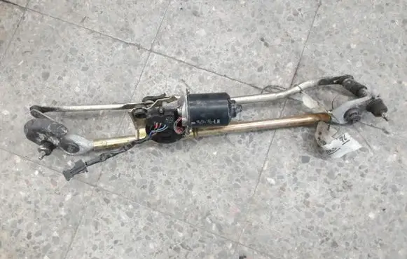 Saab 900 Front wiper linkage 159100-8832