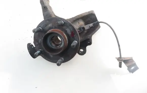 Ford Focus Front wheel hub spindle knuckle 3M513K170