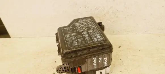 Hyundai Santa Fe Fuse module 9121326002
