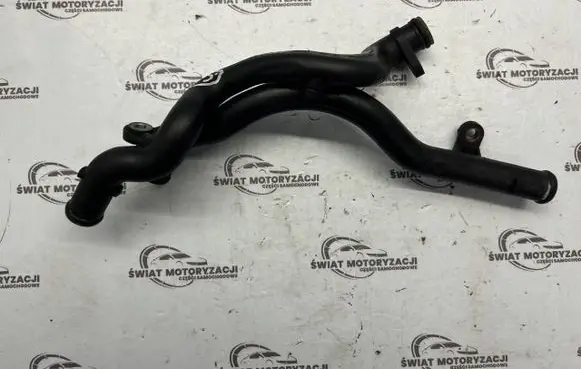 Audi Q7 4L Engine coolant pipe/hose 06E121044F