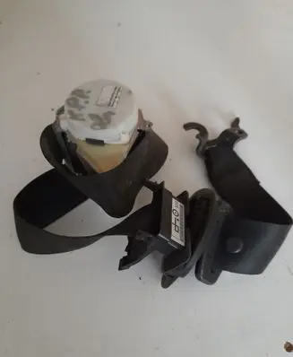 BMW 1 E81 E87 Front seatbelt