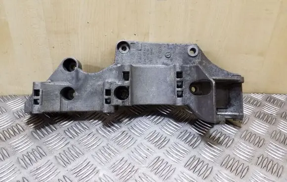 Generator/alternator bracket