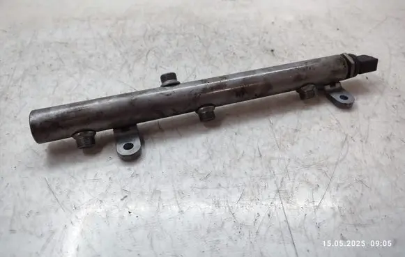 Chrysler 300 - 300C Fuel main line pipe A6420702695