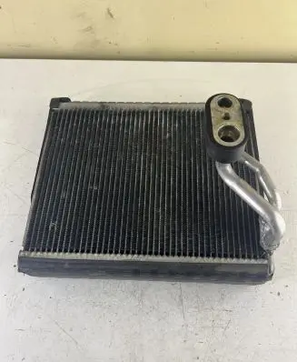 Air conditioning (A/C) radiator (interior)