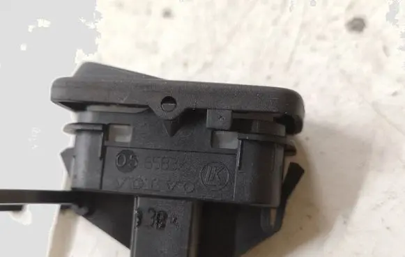 Volvo S40 Central locking switch button 30669958 65832