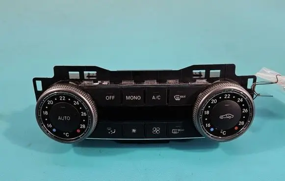 Mercedes-Benz C W204 Climate control/heater control trim 2048308285 IMPRK1583956