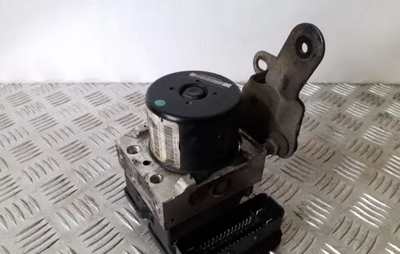 Jeep Cherokee III KJ ABS Pump P52129363AA 52129363AA 25020611284