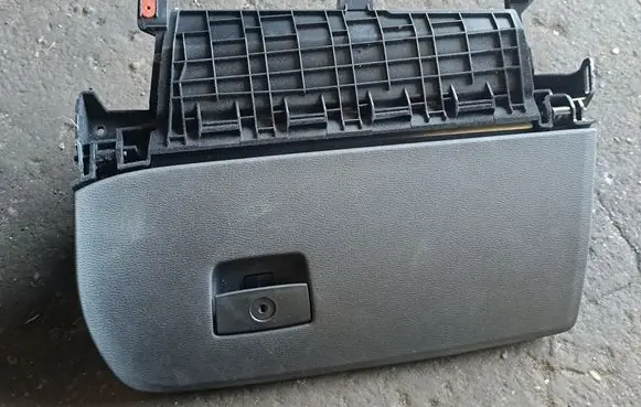 BMW X3 F25 Glove box 9210487