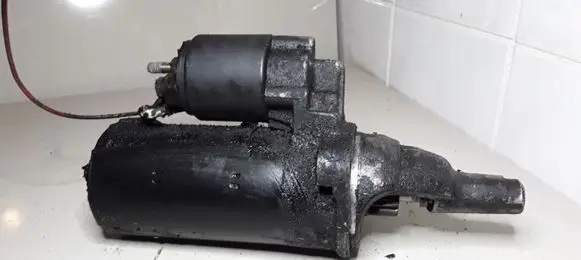 Audi A6 S6 C5 4B Starter motor 1005821953