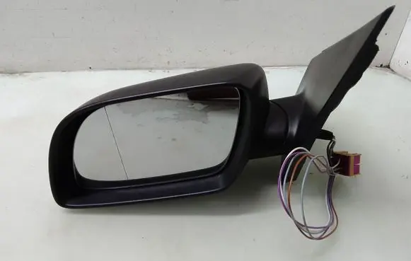 Volkswagen Polo Front door electric wing mirror E1010695