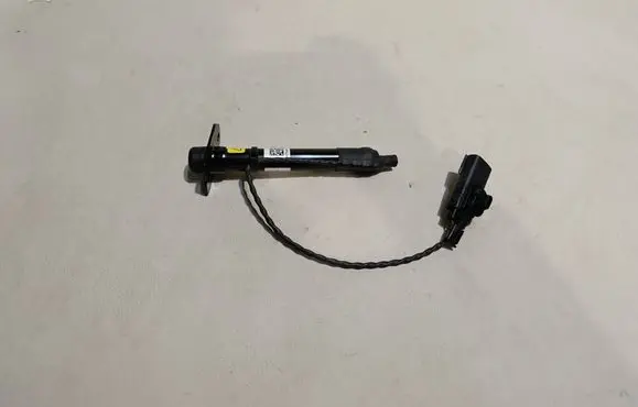 Polestar 2 Bonnet Pedestrian Airbag Actuator 32396638