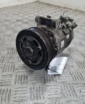 Volkswagen Golf VII Air conditioning (A/C) compressor (pump) 5Q0820803