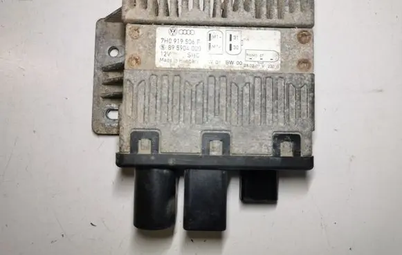 Volkswagen Transporter - Caravelle T5 Coolant fan relay 7H0919506F 895904000