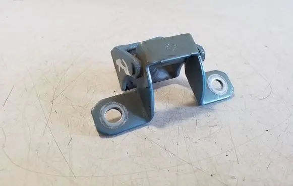 Nissan Leaf I (ZE0) Tailgate/trunk/boot hinge