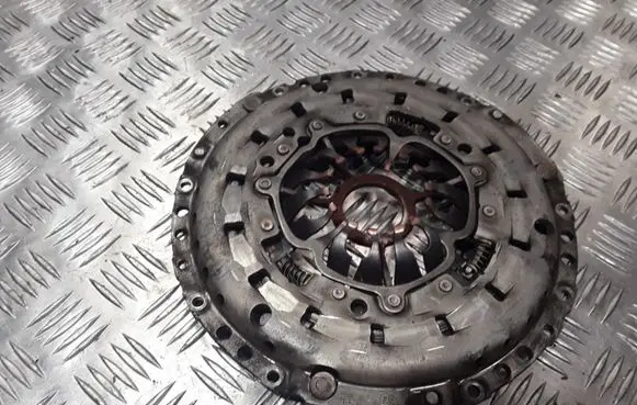 Renault Laguna II Pressure plate 093940