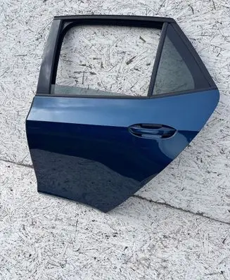 Cupra Born Rear door