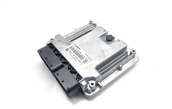 BMW 5 F10 F11 Engine control unit/module 8573257 0281019680 1039S61193