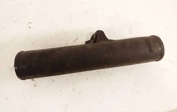 Volkswagen PASSAT B4 Intercooler hose/pipe 357145828