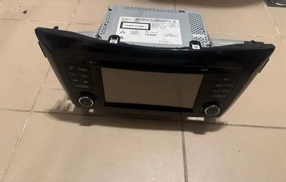 Nissan Qashqai Screen/display/small screen 7513750230 259154ET2A