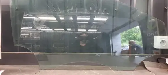 Seat Ibiza IV (6J,6P) Front door window glass four-door