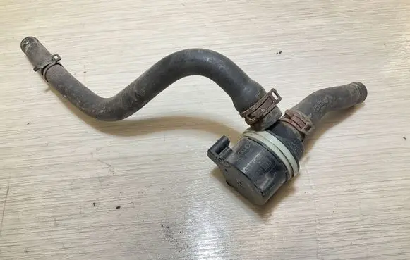 Volkswagen Polo V 6R Electric auxiliary coolant/water pump 6R0965561A