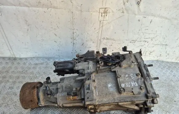 Mitsubishi Pajero Gearbox transfer box case MR446665