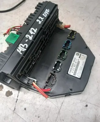 Mercedes-Benz E W212 Central body control module A2129004911 A2129029904 A2129016702