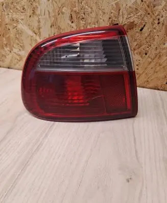 Seat Toledo II (1M) Rear/tail lights 1M5945095B