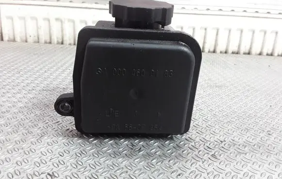 Mercedes-Benz ML W163 Power steering fluid tank/reservoir A0004600183
