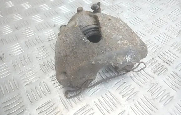 Opel Zafira A Front brake caliper