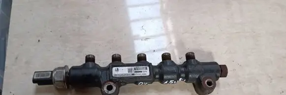 Citroen C4 I Fuel main line pipe 9654592680