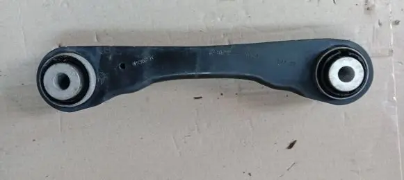 BMW 5 G30 G31 Rear upper control arm/wishbone 6867537