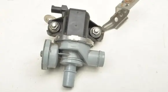 BMW 3 G20 G21 Valve 7459491