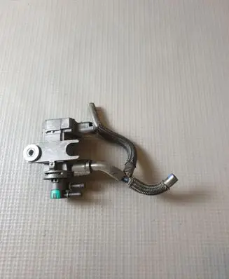 Peugeot Traveller Turbo solenoid valve 9832135380