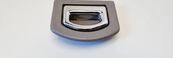 Volkswagen PASSAT B5 Tie down hook / loop 1J0864203B
