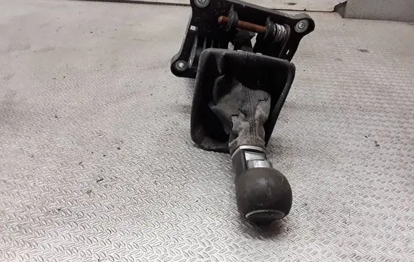 Opel Zafira B Gear shifter/selector 55354140 8001200612
