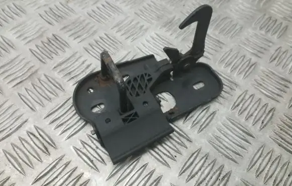 Volkswagen PASSAT B6 Engine bonnet/hood lock/latch loop/hook 3C0823480