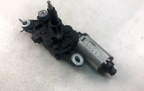 Volvo V70 Wiper motor 30663891