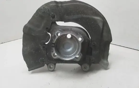 Front wheel hub