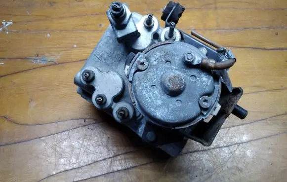 BMW 5 E39 ABS Pump 34511030910