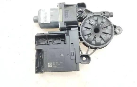 Volkswagen PASSAT B7 Front door window regulator motor 3C0959792C 918434110 BRF0014767