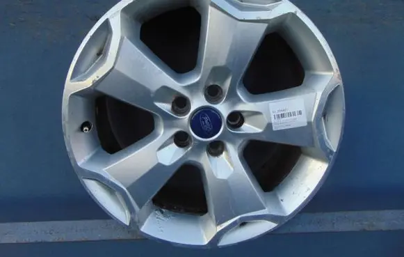 Ford Focus ST R12 alloy rim 