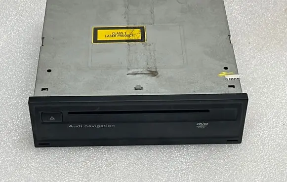 Audi A6 S6 C6 4F Navigation unit CD/DVD player 4E0919887C 4E0910887D