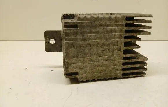Mercedes-Benz A W168 Coolant fan relay A0275458032