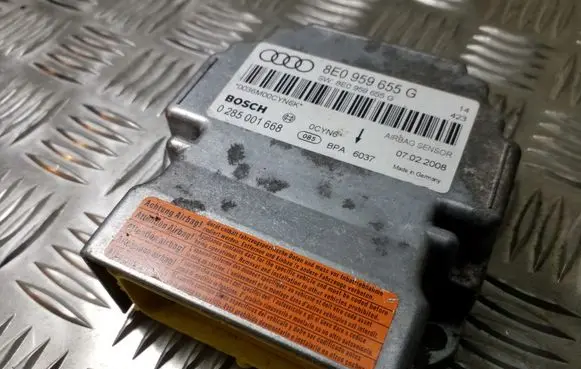 Audi A4 S4 B6 8E 8H Airbag control unit/module 8E0959655G